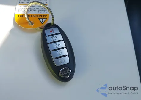 2015 Nissan Pathfinder Platinum из США, поврежденный, VIN 5N1AR2MM9FC658194